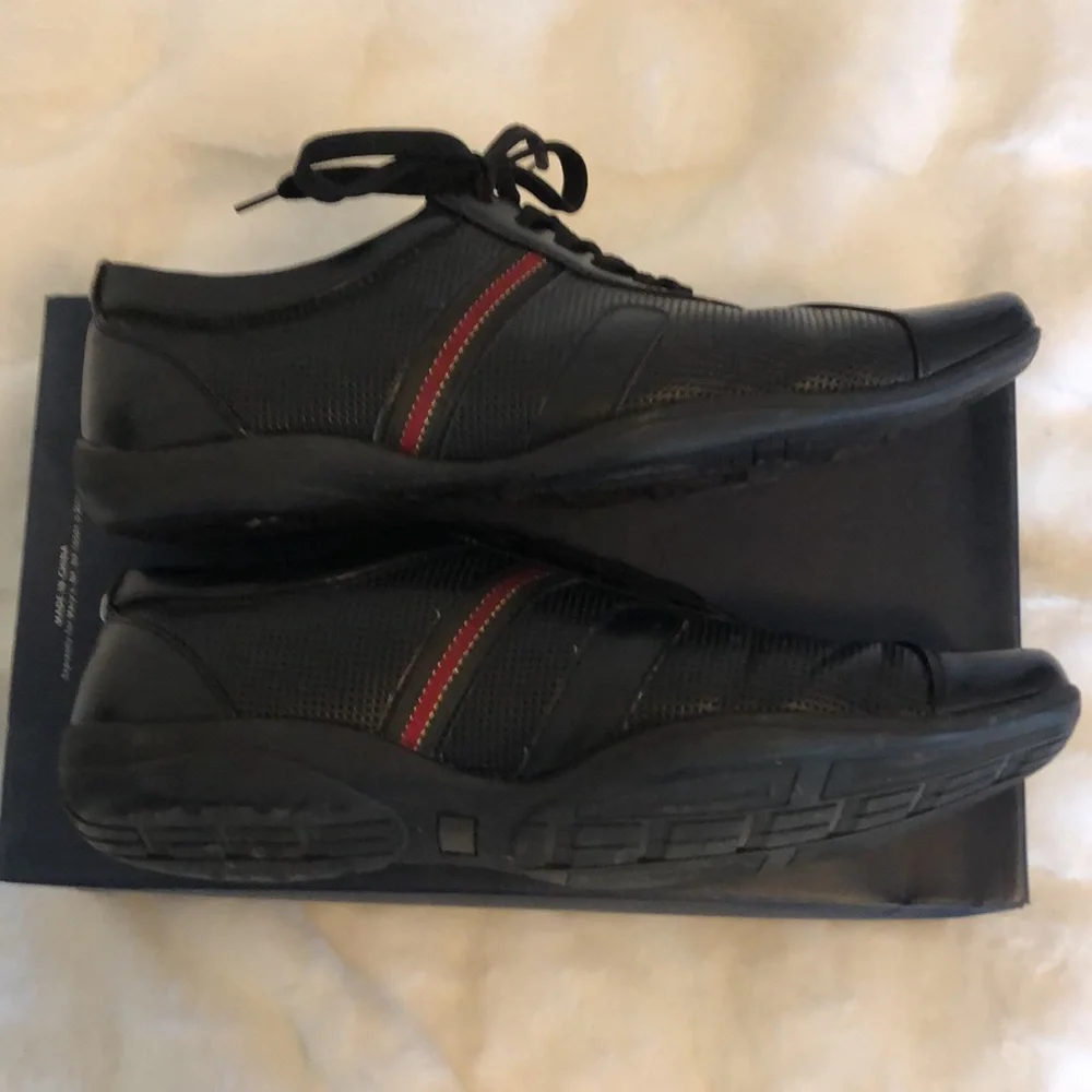 Pelle Pelle Shoes - Picture 4 of 5